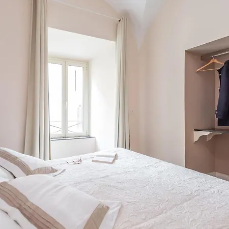 Apartment Daplace - Lucia Rome