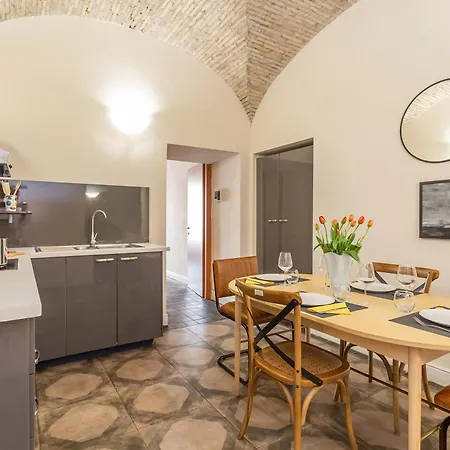 Apartment Daplace - Lucia Rom